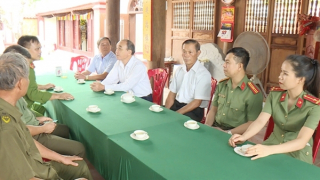 Xây dựng thế trận lòng dân