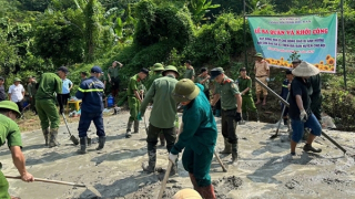 Khởi công xây 5 căn nhà Bộ Công an hỗ trợ các hộ dân bị sập do bão số 3