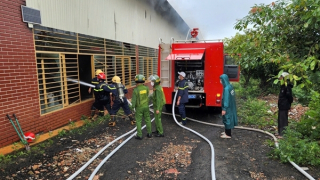 Hoả hoạn tại chùa Vạn Phật, Công an tỉnh Gia Lai cùng người dân nỗ lực dập lửa