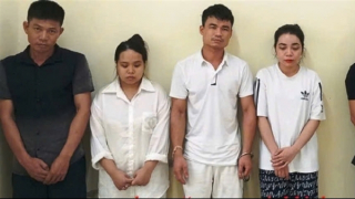 Bắt 2 nhóm đối tượng tàng trữ, sử dụng trái phép ma túy tại phòng trọ, quán karaoke