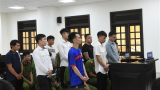 Chém người do mâu thuẫn mời bia, nhóm tội phạm lĩnh trên 53 năm tù