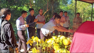 Phu nhân Đại tướng Võ Nguyên Giáp an nghỉ ở Vũng Chùa-Đảo Yến