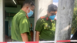 Người đàn ông tử vong trong tình trạng lõa thể tại nhà