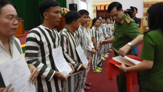 Cựu Giám đốc Sở Kế hoạch và Đầu tư cùng 68 phạm nhân của Trại giam Xuân Lộc được đặc xá