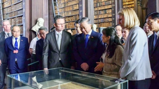 Tổng Bí thư, Chủ tịch nước Tô Lâm thăm Trường Đại học Trinity Dublin của Ireland