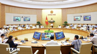 Phiên họp Chính phủ thường kỳ tháng 9 trực tuyến với 63 tỉnh, thành phố