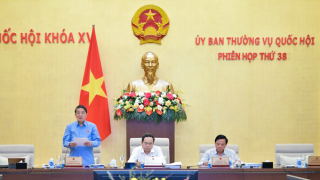 Băn khoăn về việc kiểm soát quyền lực, bảo đảm minh bạch khi phân cấp đầu tư công