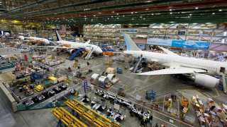 Khủng hoảng đeo bám ngành hàng không dân dụng thế giới