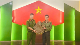 Tiếp nhận trên 4.000 hiện vật là quân hiệu, phù hiệu, huy hiệu Cảnh sát các nước