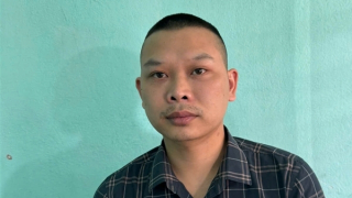 Giải cứu 58 nữ nhân viên bị chủ quán karaoke quản lý trong nhà biệt lập