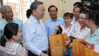 Xây dựng đảo Cồn Cỏ thành trung tâm du lịch, dịch vụ và tiền đồn ở Biển Đông