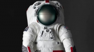 Thiết kế của Prada sẽ tham gia sứ mệnh Artemis trên Mặt trăng