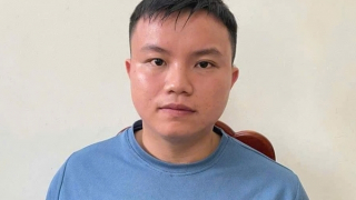 Đã bắt được tên trộm manh động đập tường, phá két, cuỗm tiền vàng