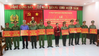 Bình Phước khen thưởng đột xuất các đơn vị phá đường dây ma túy lớn