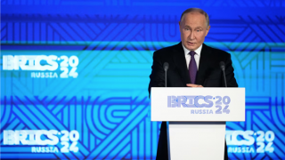 Tổng thống Vladimir Putin đề xuất thành lập sàn giao dịch ngũ cốc BRICS