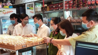 Hà Nội lấy ý kiến người dân tăng gấp đôi mức phạt với vi phạm an toàn thực phẩm