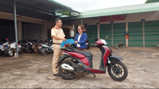 Bất ngờ nhận lại xe SH Mode sau hơn 5 năm bị mất