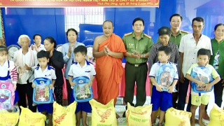 Vì bình yên phum sóc Khmer