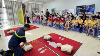 Tuổi trẻ Công an Thủ đô tham gia tuyên truyền, phổ biến pháp luật về PCCC & CNCH