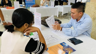 Tuyển dụng lao động tăng mạnh những tháng cuối năm