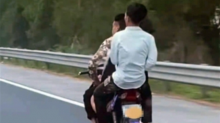 Làm rõ clip thanh niên đầu trần đi xe máy kẹp 3 lao vun vút trên cao tốc