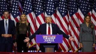 Ông Donald Trump trở lại Nhà Trắng