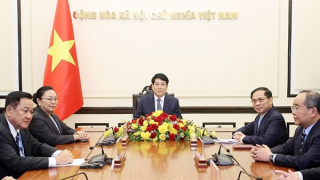 Vun đắp mối quan hệ vĩ đại, đoàn kết đặc biệt và hợp tác toàn diện Việt Nam-Lào