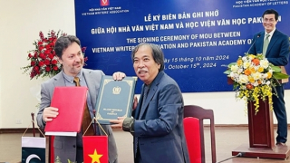 Quảng bá văn học Việt Nam ra thế giới qua các hợp tác văn hóa