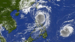 Biển Đông sắp hứng thêm bão mạnh cấp 15