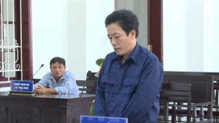 Lãnh án 12 năm tù vì đâm bạn nhậu