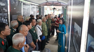 "Phút hồi sinh" - Trưng bày chuyên đề về những chiến sĩ cách mạng kiên trung