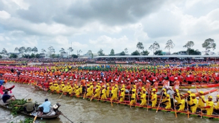 Sôi động đường đua xanh trên sông Maspero