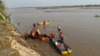 Tìm thấy thi thể 5 học sinh trong vụ đuối nước tại sông Hồng