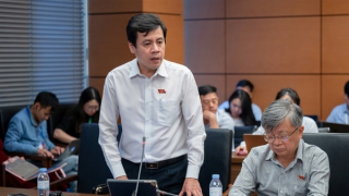 Cần có ý kiến về việc thống nhất hay không việc thu 10% thuế đối với cơ quan báo chí