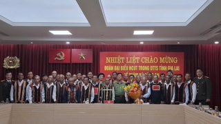 Đoàn đại biểu người có uy tín trong dân tộc thiểu số tỉnh Gia Lai thăm Bộ Công an