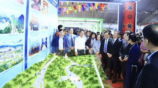 Hơn 200 doanh nghiệp tham gia Hội chợ thương mại, du lịch quốc tế Việt – Trung