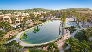 Với chính sách “khủng”, khách hàng dễ dàng chọn mua nhà phố biển sở hữu lâu dài Sông Town