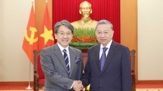Tổng Bí thư Tô Lâm tiếp Chủ tịch Hội đồng quản trị Ngân hàng hợp tác quốc tế Nhật Bản