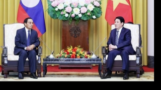 Việt Nam luôn coi trọng và dành ưu tiên cao nhất cho mối quan hệ đoàn kết đặc biệt Việt - Lào