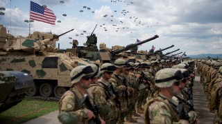 Mỹ xác nhận triển khai 80.000 quân tại châu Âu