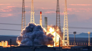 Iran phóng vệ tinh bí mật vào quỹ đạo Trái đất