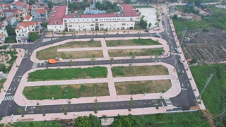 Hà Nội: Khởi điểm đấu giá đất có nơi chỉ 1,7 triệu/m2 nhưng các bước đấu giá... hỗn loạn