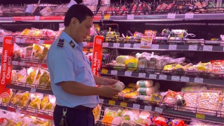 QLTT Hải Phòng tăng cường kiểm soát thị trường dịp cuối năm và Tết Nguyên đán 2025