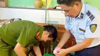 Tăng cường xử lý vi phạm về thuốc lá điện tử