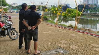 Truy tìm tung tích thi thể được phát hiện dưới sông Bảo Định