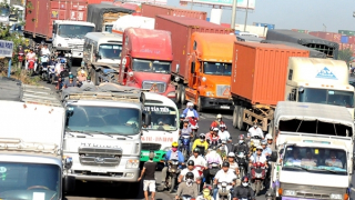 TP Hồ Chí Minh: Tập trung hoàn tất tuyến Vành đai 2, khoan tính chuyện “ôm” dự án đường Vành đai 4