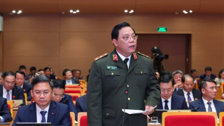 Giám đốc Công an TP Hà Nội: Thanh, thiếu niên đua xe, lạng lách là vấn đề nhức nhối