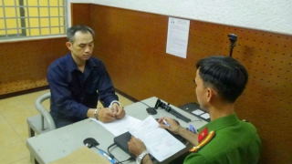 Khởi tố, bắt tạm giam đối tượng đánh cô gái dã man sau va quẹt giao thông