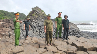 Thế trận an ninh trật tự bên chân núi Hòn Bù