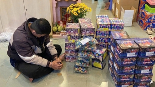 Gom pháo tại nhà rồi lập nick ẩn danh rao bán